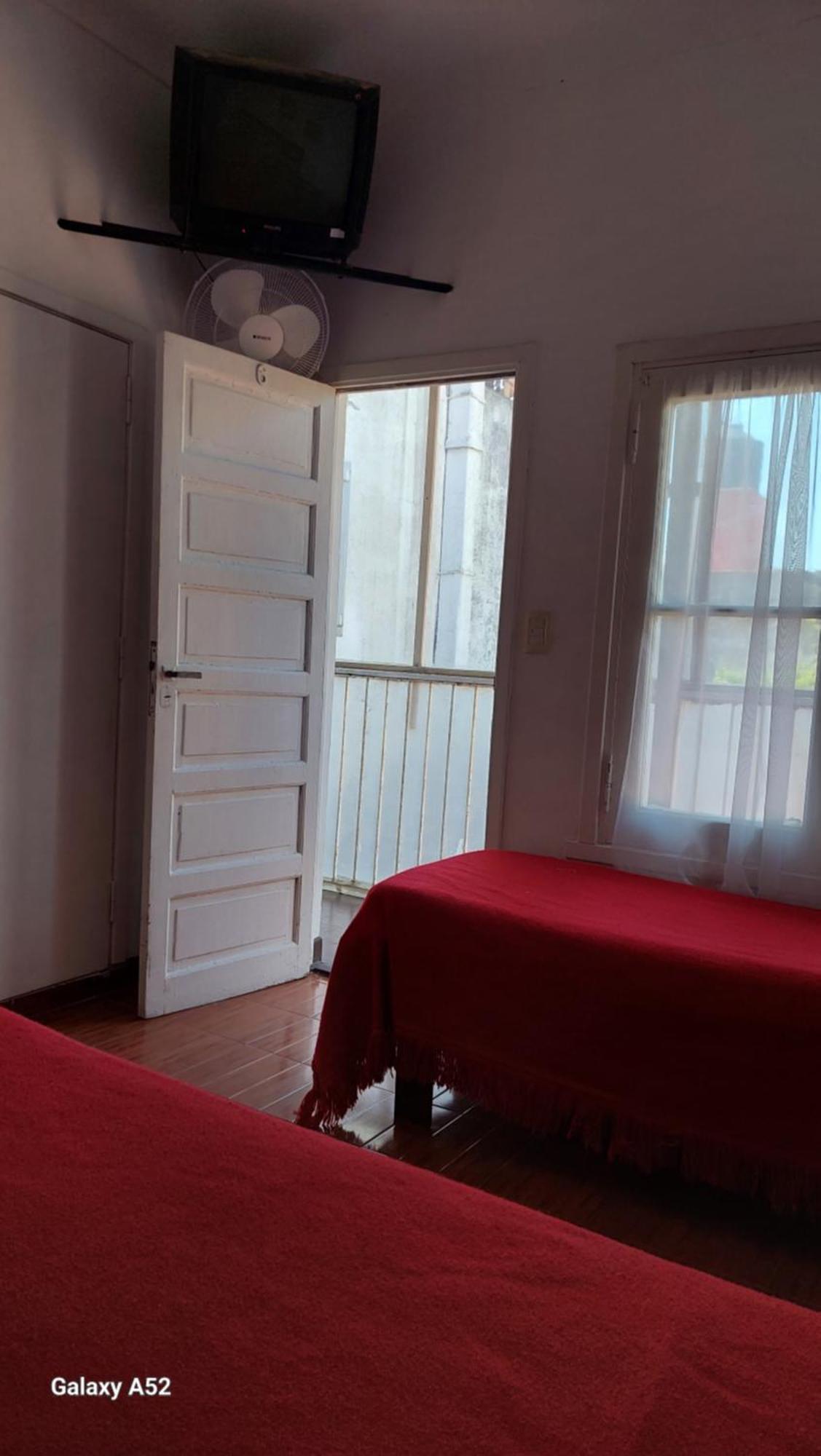 Hosteria Almirante Brown Mar del Plata Exterior photo